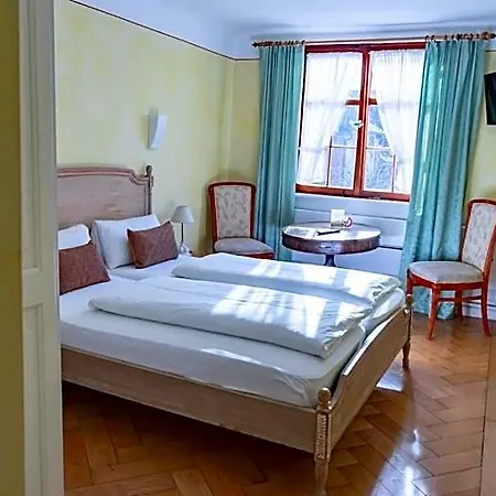 Hotel Loewen-weinstube Meersburg