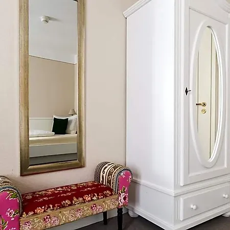 Hotel Loewen-weinstube 3*