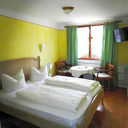 Loewen-weinstube 3* Meersburg